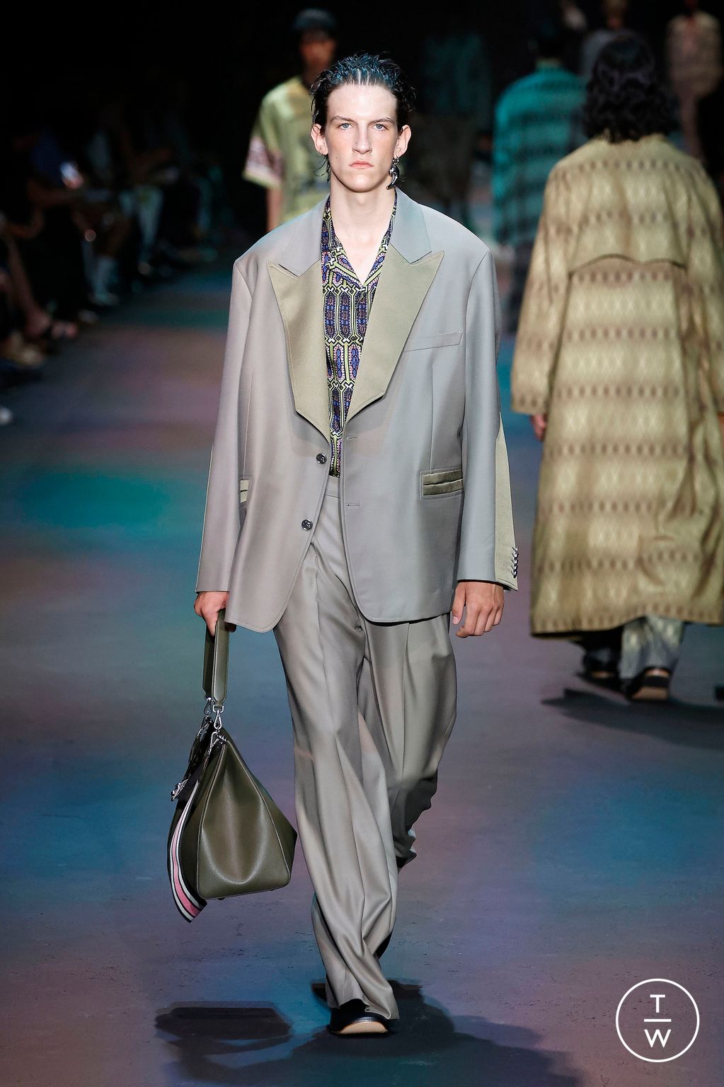 Fashion Week Milan Spring/Summer 2024 look 18 from the Etro collection menswear