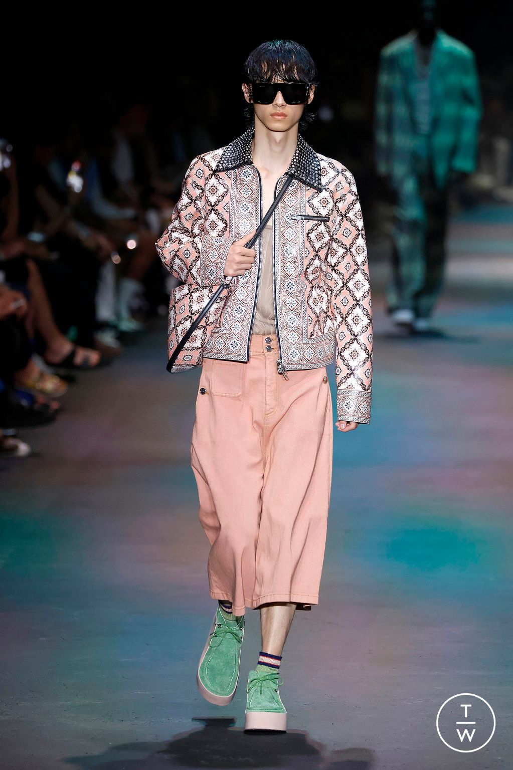 Fashion Week Milan Spring/Summer 2024 look 20 from the Etro collection 男装