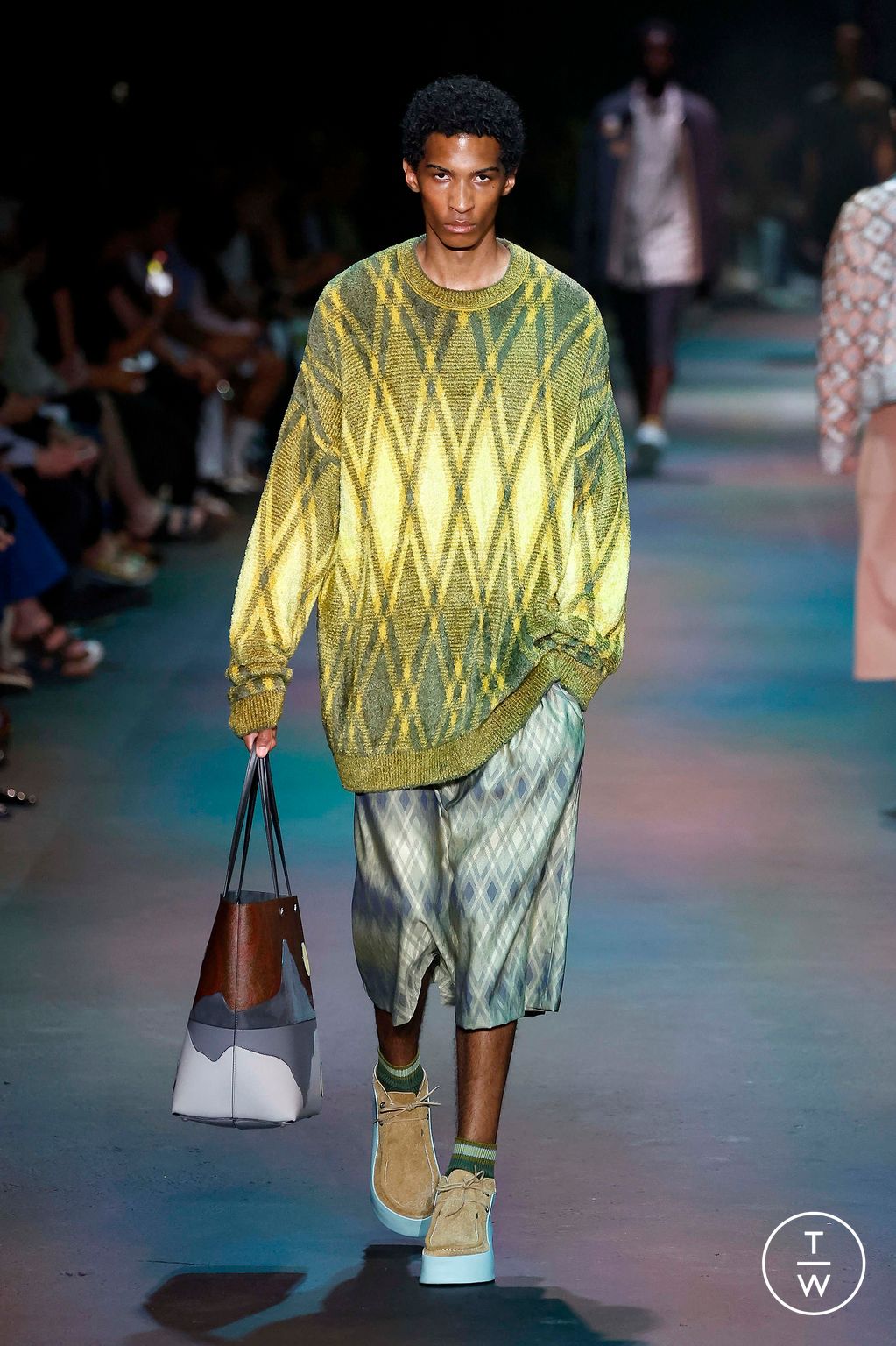 Fashion Week Milan Spring/Summer 2024 look 22 from the Etro collection 男装
