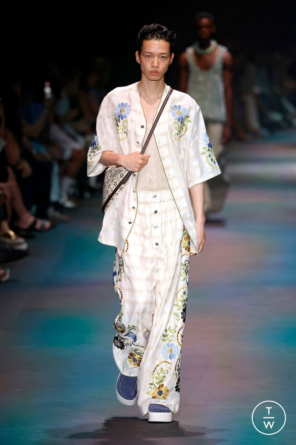 Fashion Week Milan Spring/Summer 2024 look 35 from the Etro collection 男装