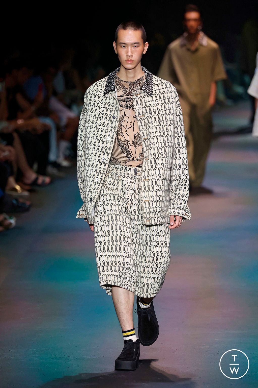 Fashion Week Milan Spring/Summer 2024 look 37 from the Etro collection menswear