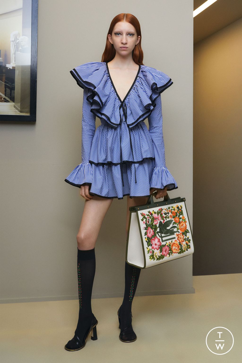 Fashion Week Milan Pre-Fall 2023 look 13 from the Etro collection womenswear
