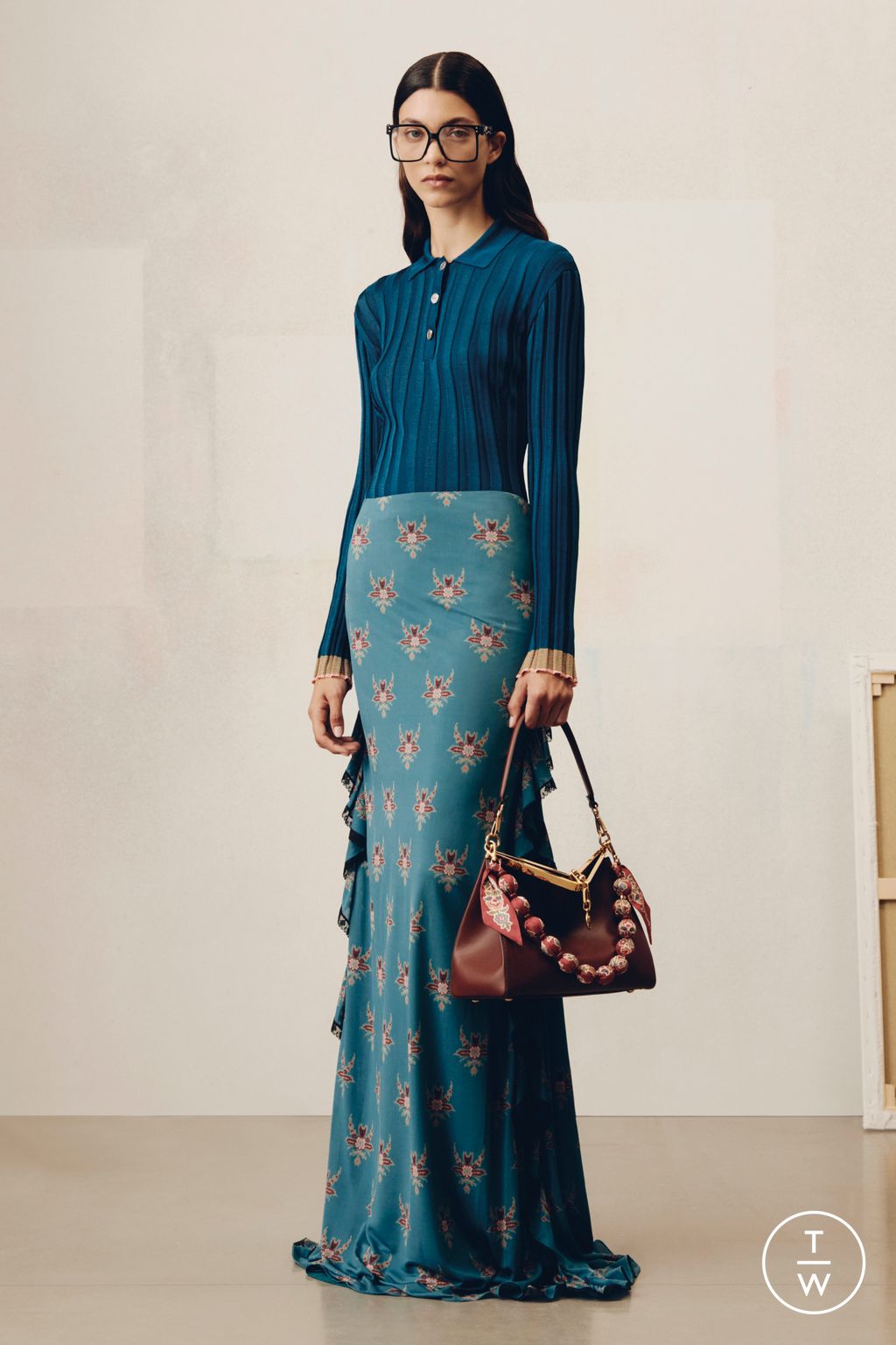 Fashion Week Milan Pre-Fall 2025 look 13 from the Etro collection womenswear