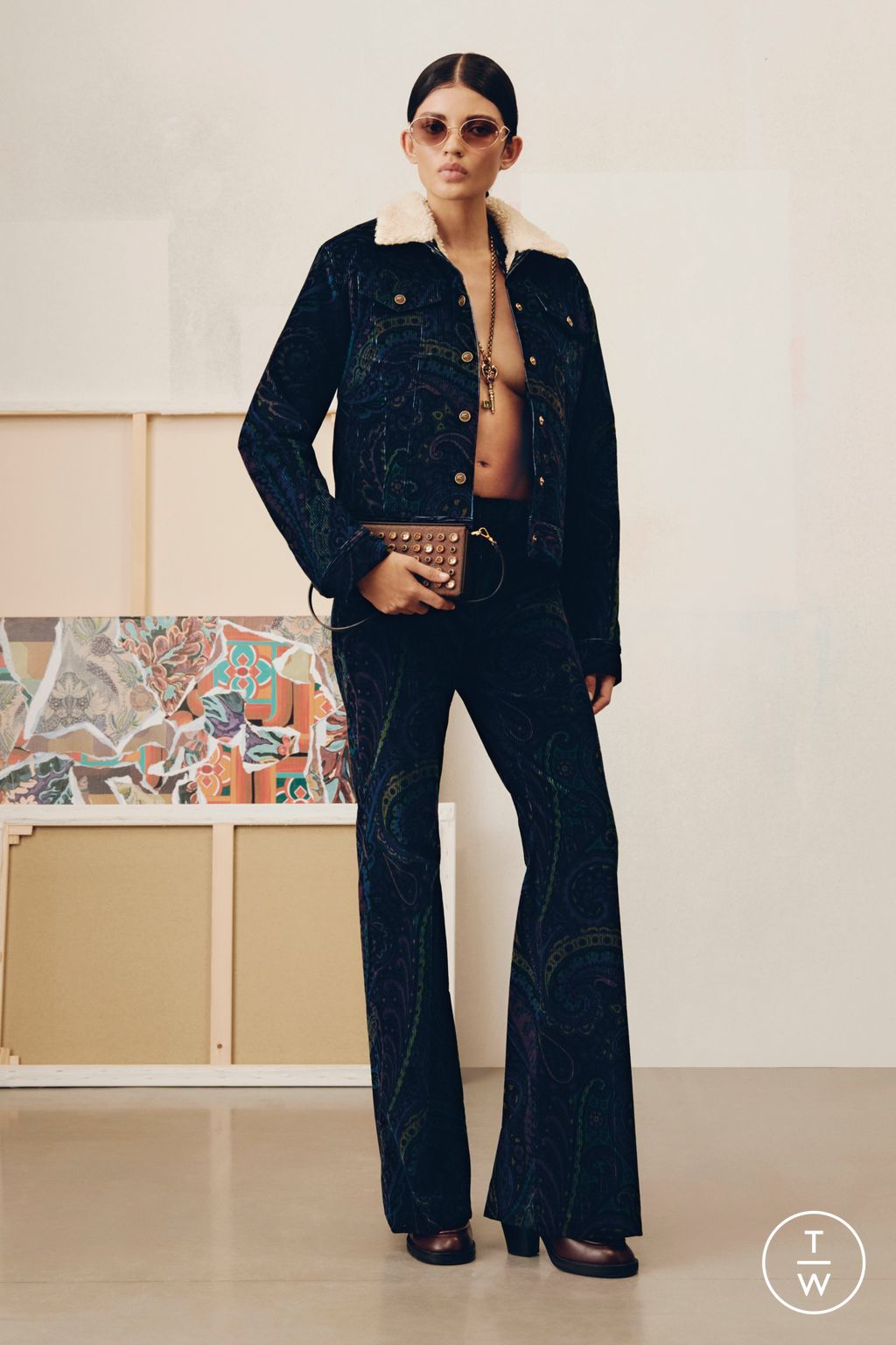 Fashion Week Milan Pre-Fall 2025 look 18 from the Etro collection womenswear