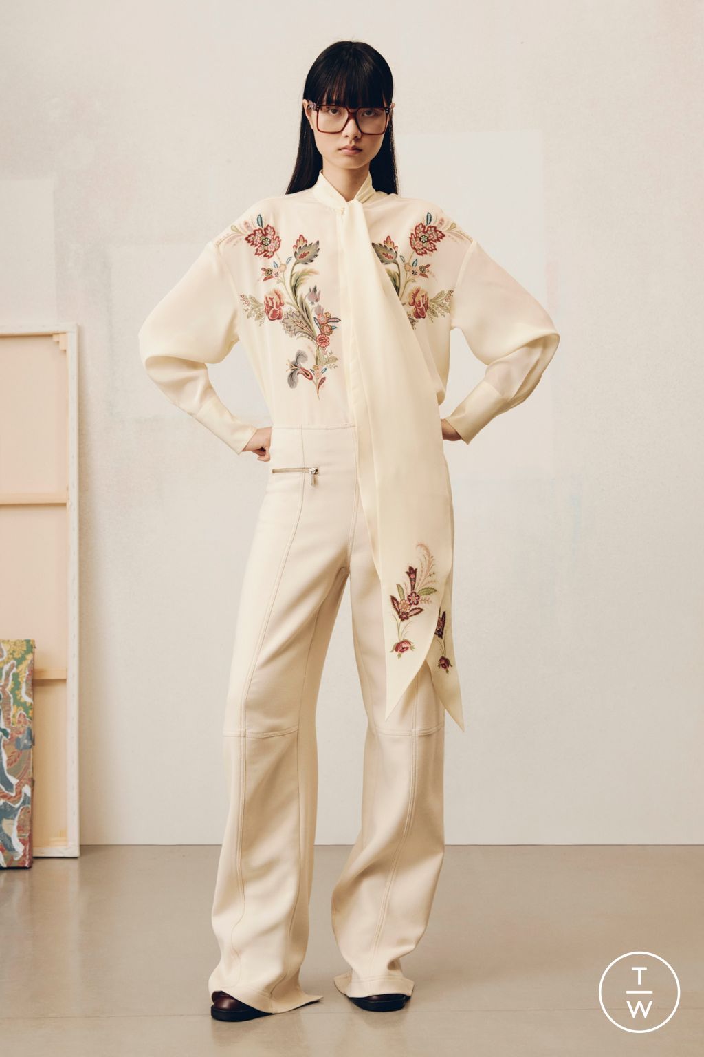 Fashion Week Milan Pre-Fall 2025 look 20 from the Etro collection womenswear