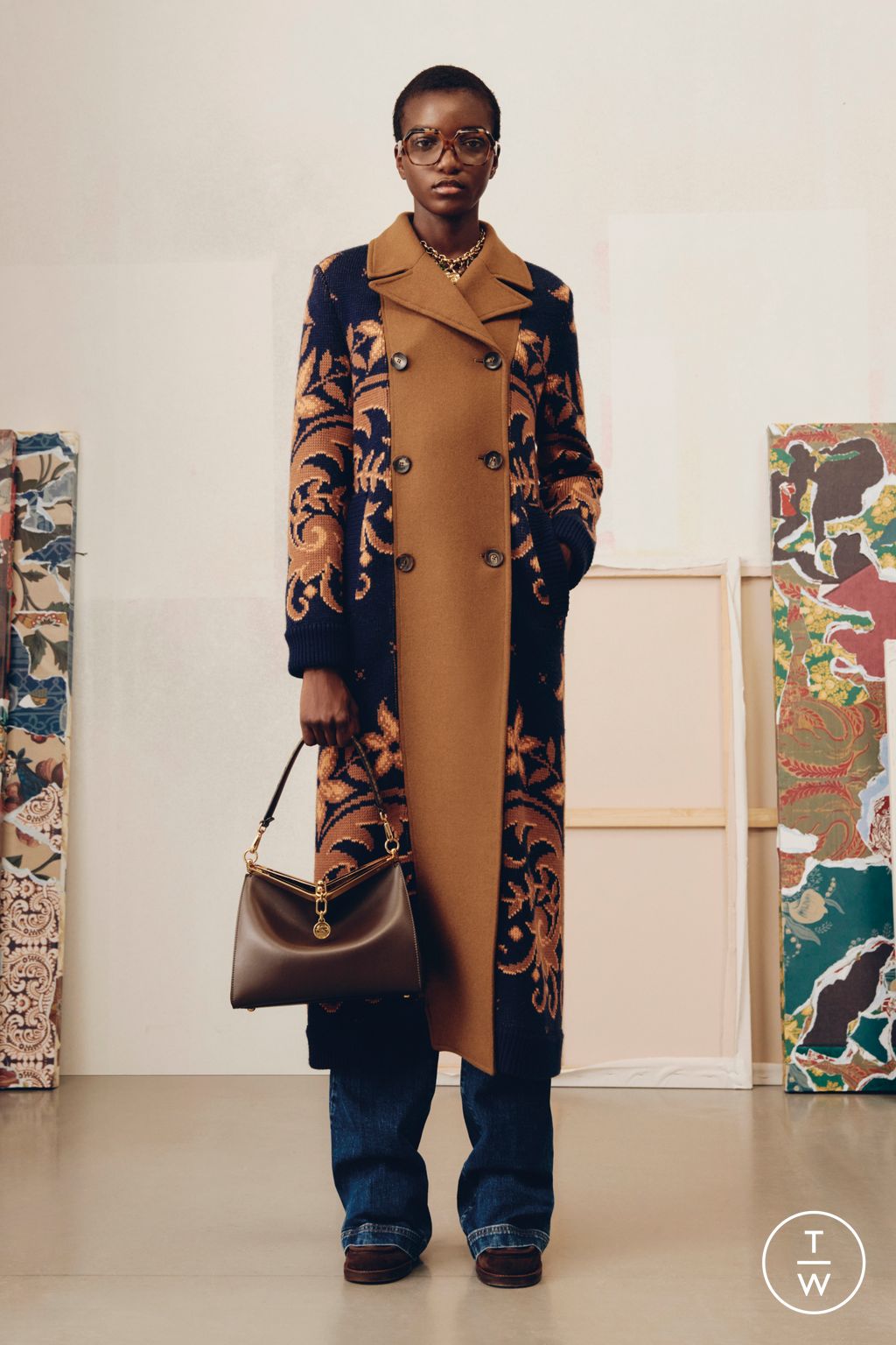 Fashion Week Milan Pre-Fall 2025 look 24 from the Etro collection womenswear