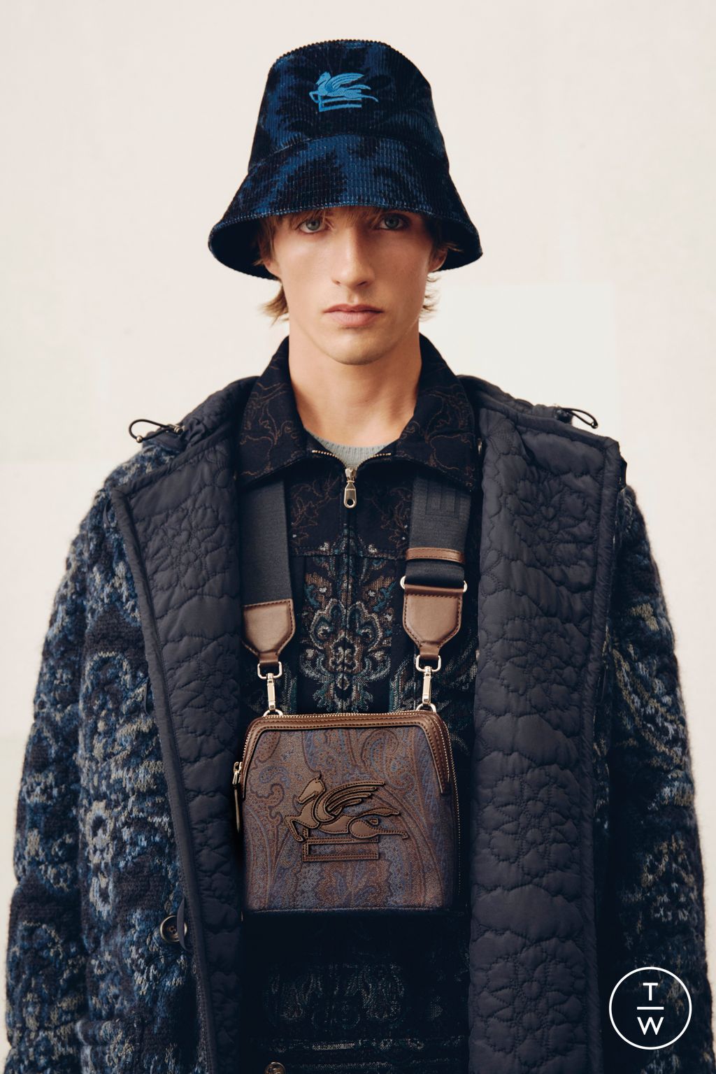 Fashion Week Milan Pre-Fall 2025 look 39 from the Etro collection womenswear