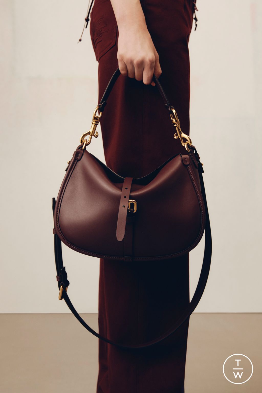 Fashion Week Milan Pre-Fall 2025 look 6 from the Etro collection womenswear