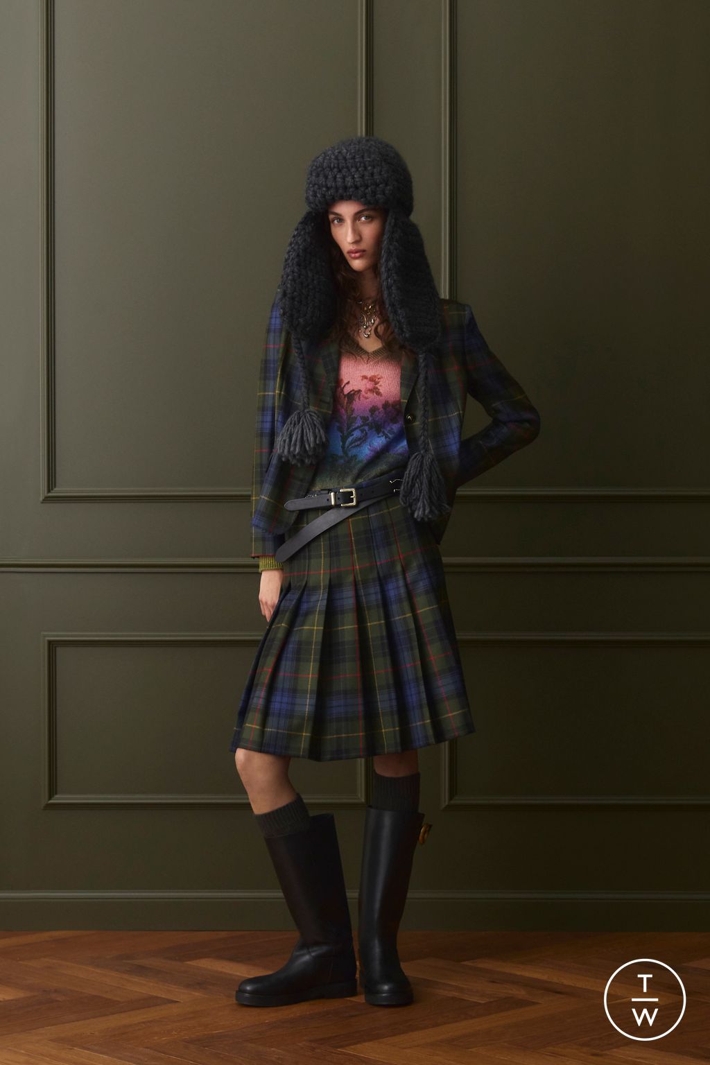 Fashion Week Milan Pre-Fall 2026 look 4 from the Etro collection womenswear