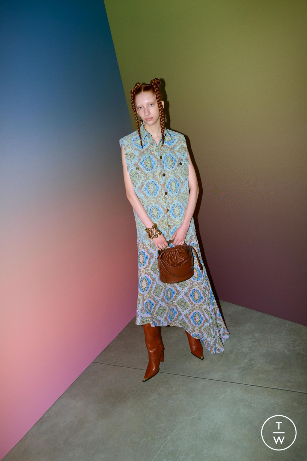 Fashion Week Milan Resort 2024 look 12 from the Etro collection 女装