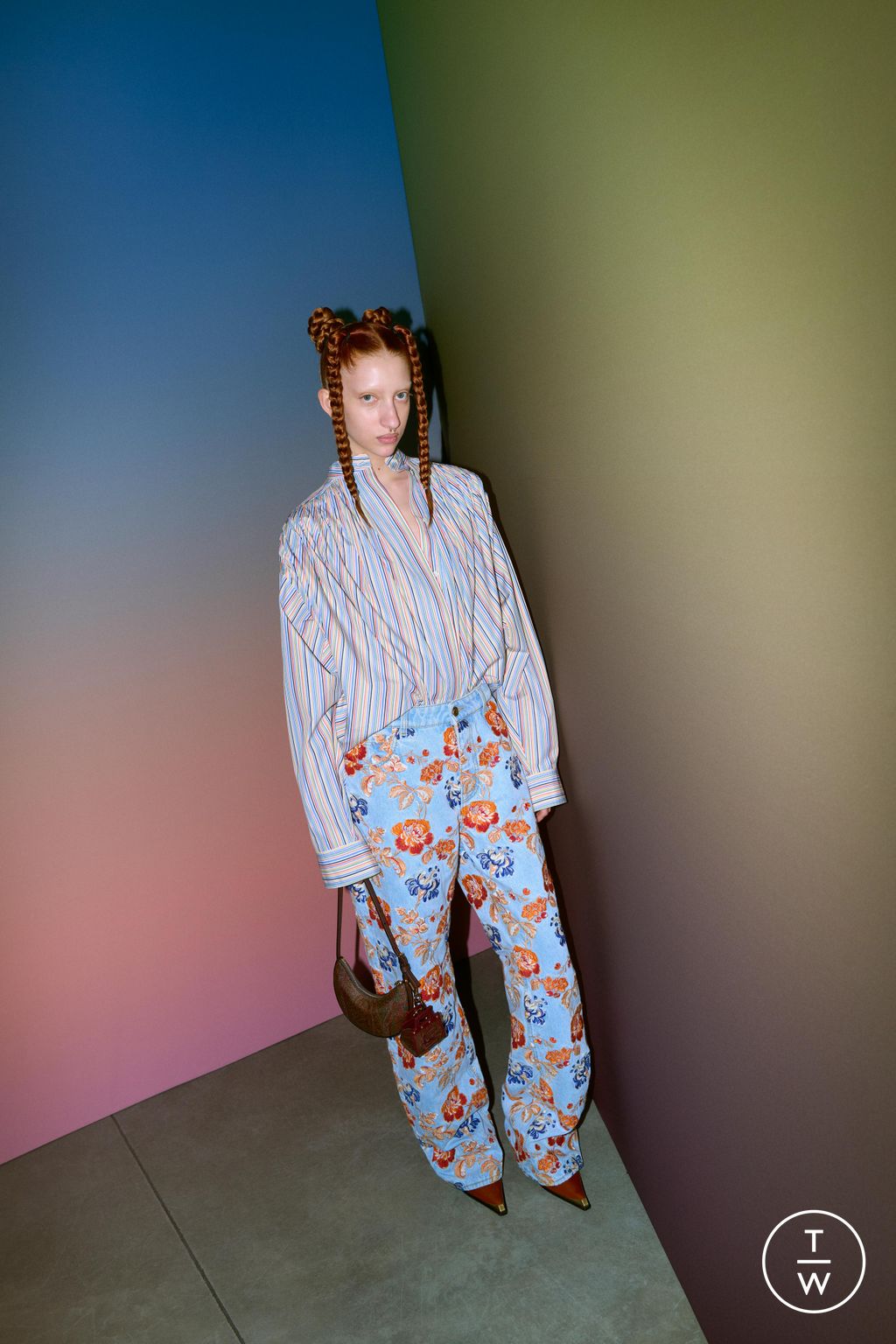 Fashion Week Milan Resort 2024 look 23 from the Etro collection womenswear