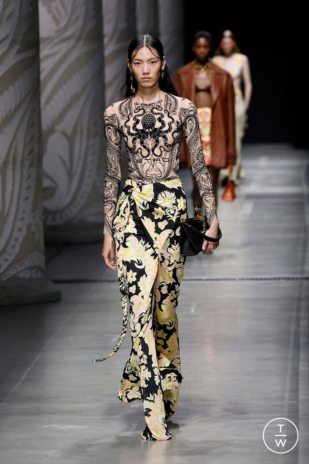 Fashion Week Milan Spring/Summer 2024 look 4 de la collection Etro womenswear