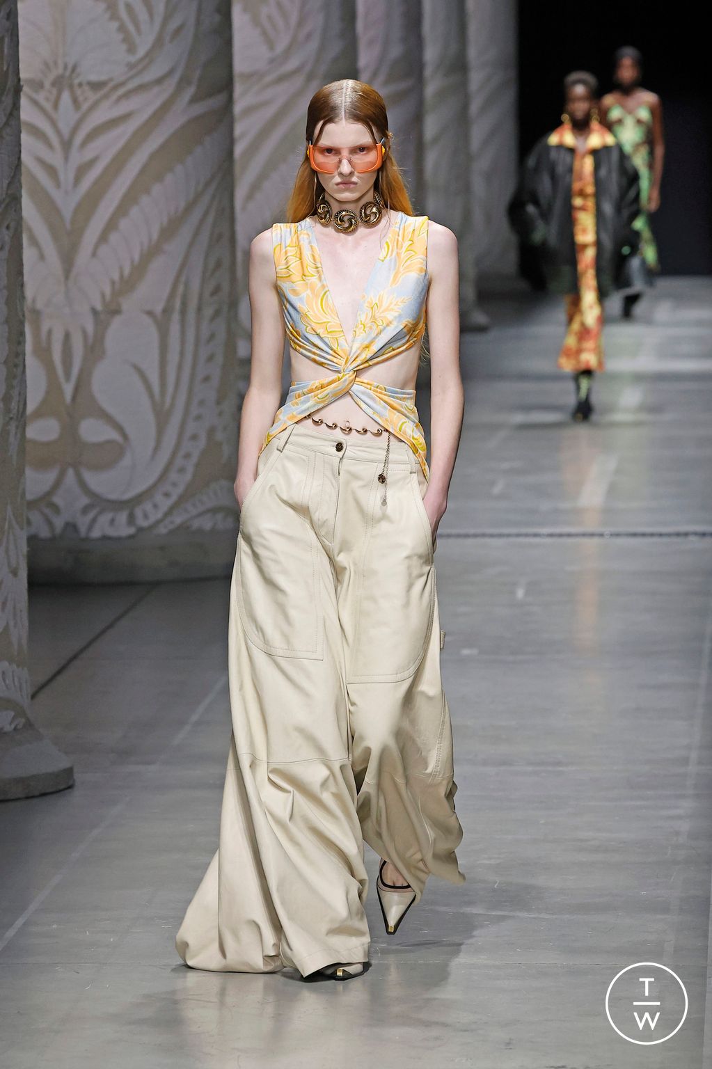 Fashion Week Milan Spring/Summer 2024 look 6 from the Etro collection 女装