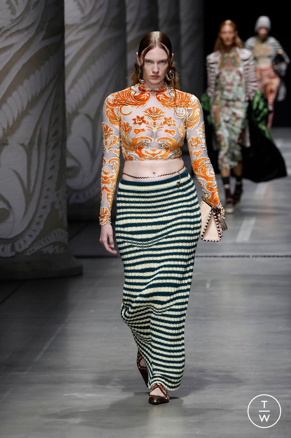 Fashion Week Milan Spring/Summer 2024 look 13 from the Etro collection womenswear