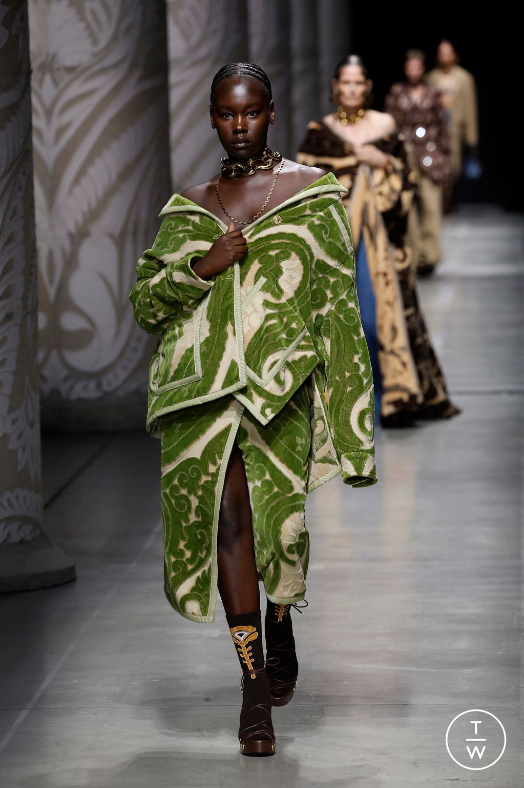 Fashion Week Milan Spring/Summer 2024 look 25 from the Etro collection 女装