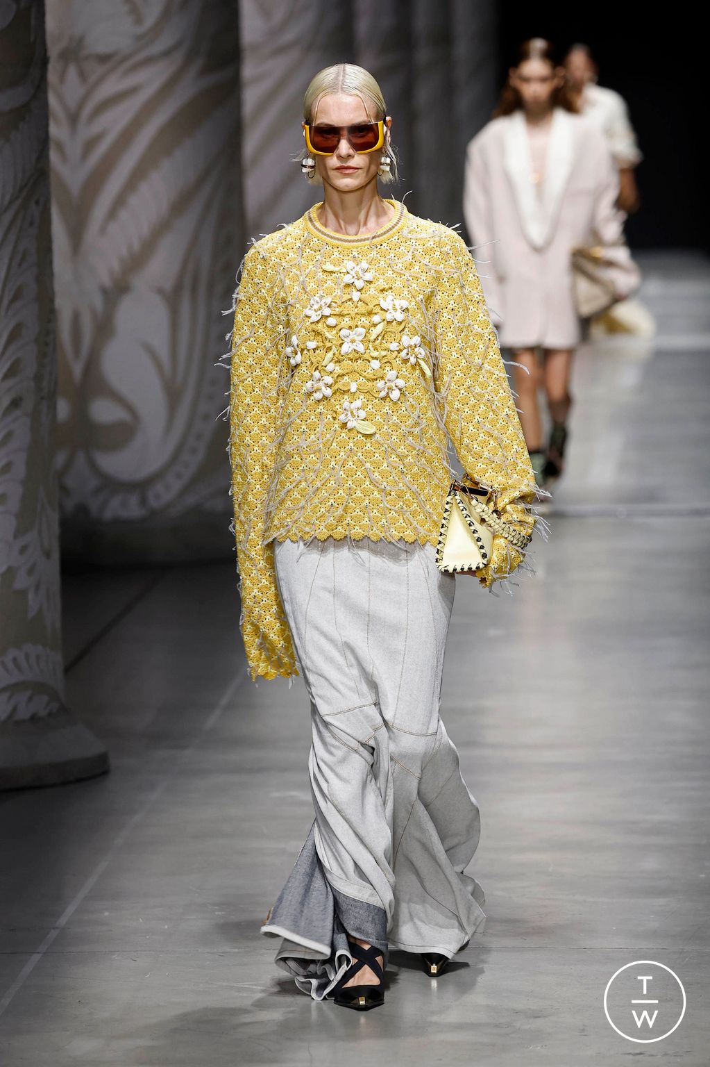 Fashion Week Milan Spring/Summer 2024 look 32 from the Etro collection womenswear