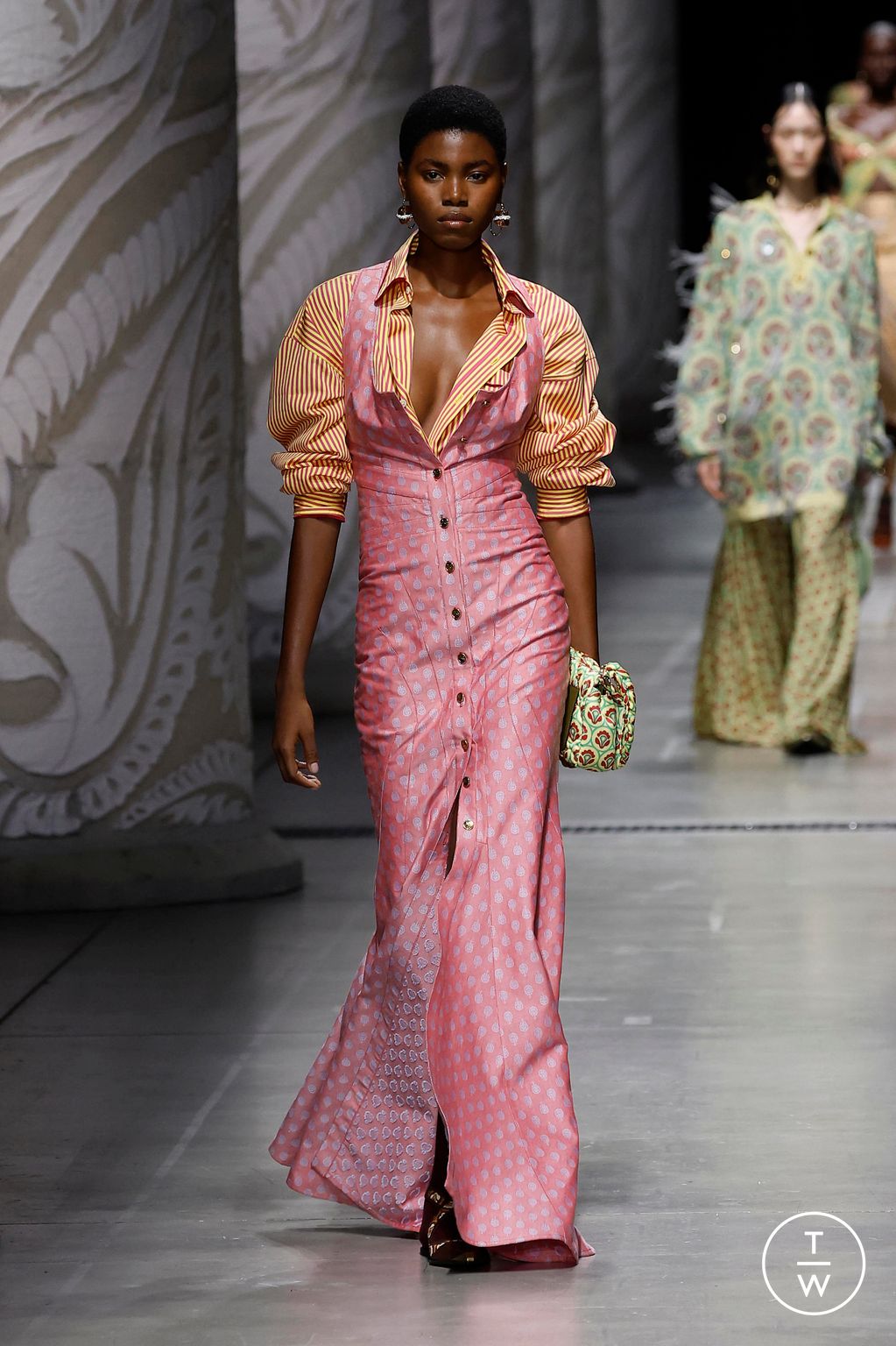 Fashion Week Milan Spring/Summer 2024 look 38 from the Etro collection 女装