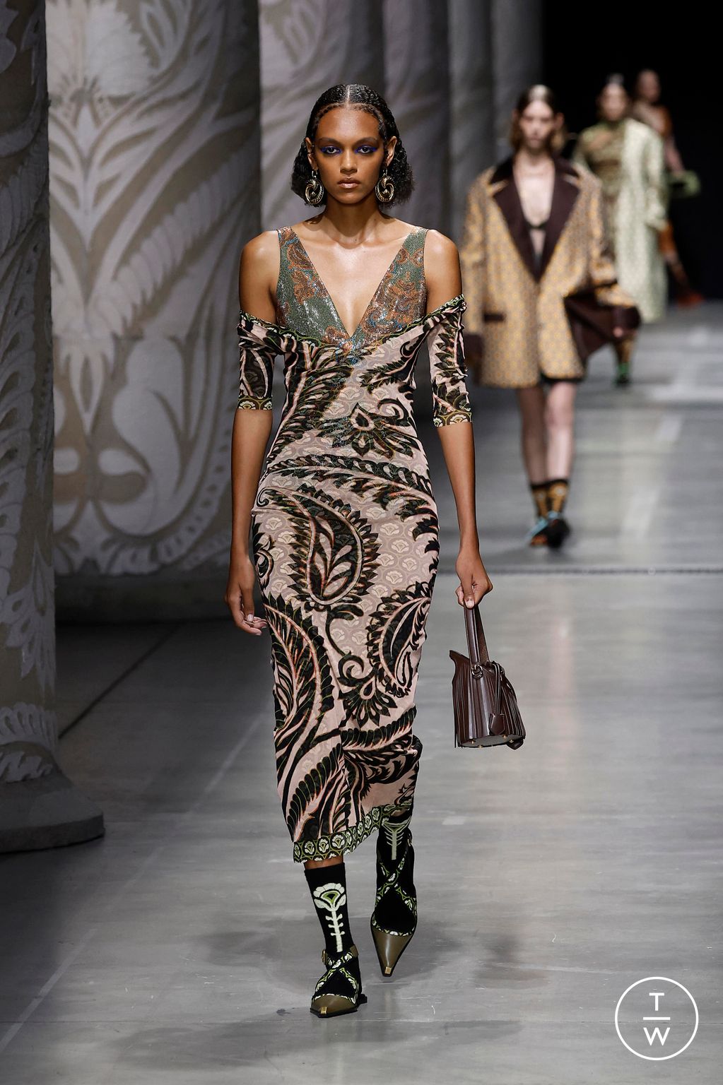 Fashion Week Milan Spring/Summer 2024 look 43 from the Etro collection womenswear