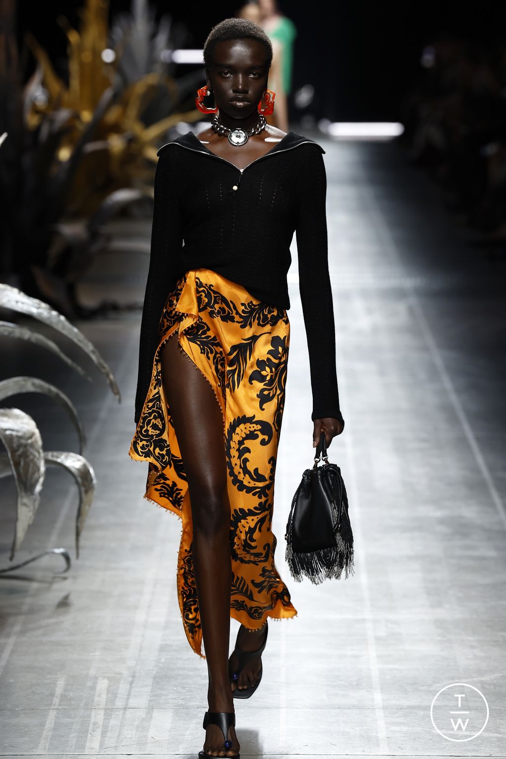 Fashion Week Milan Spring-Summer 2025 look 3 from the Etro collection womenswear