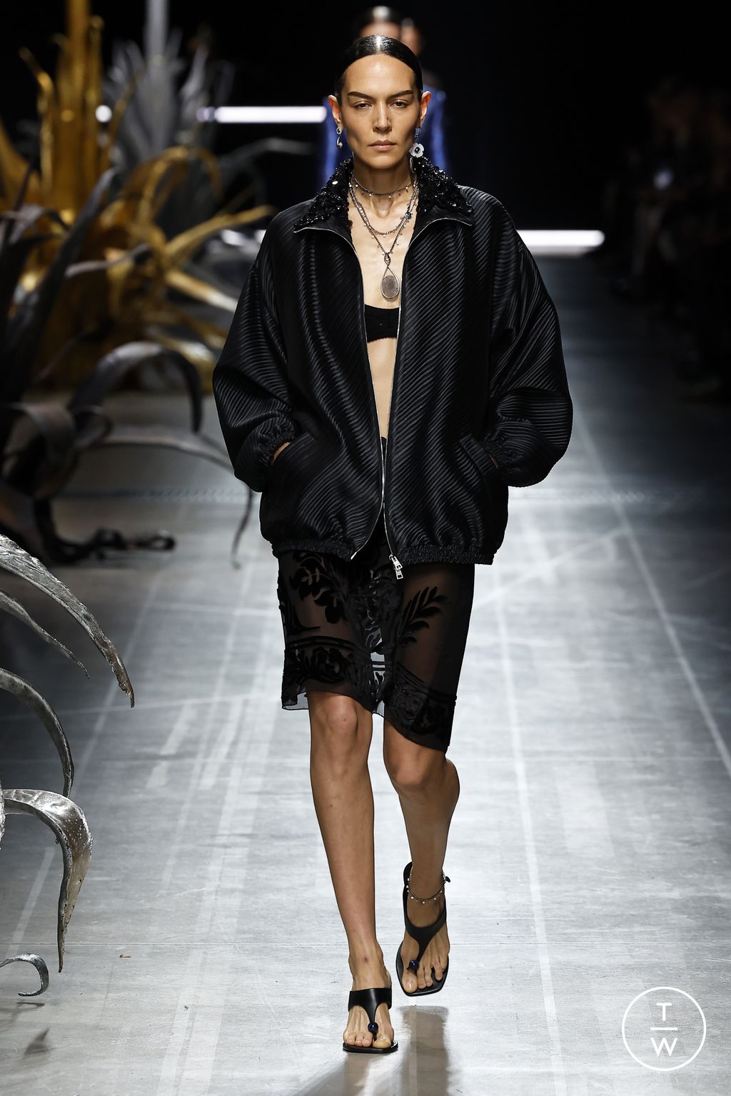 Fashion Week Milan Spring/Summer 2025 look 36 from the Etro collection womenswear