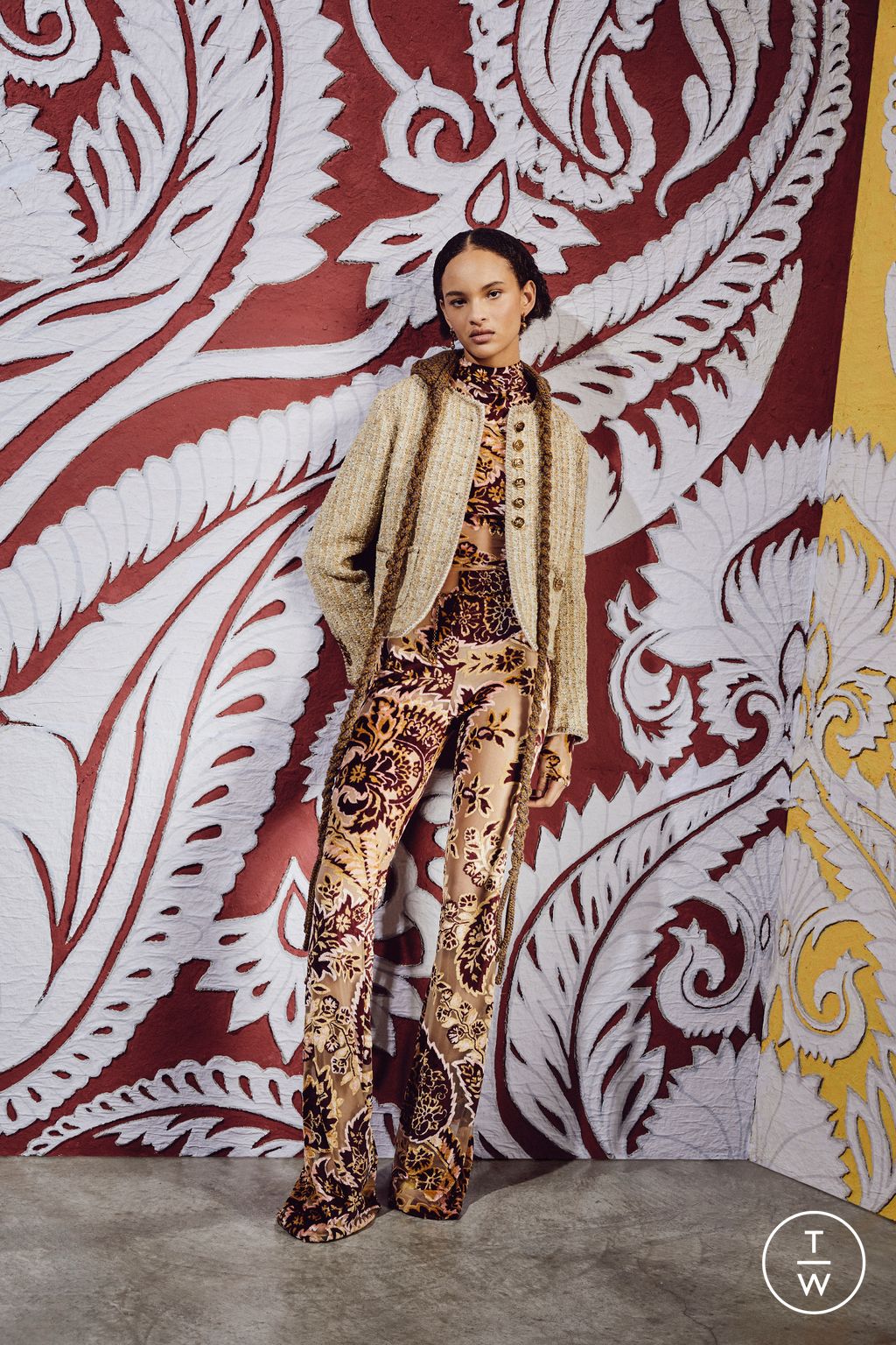 Fashion Week Milan Pre-Fall 2024 look 22 from the Etro collection 女装