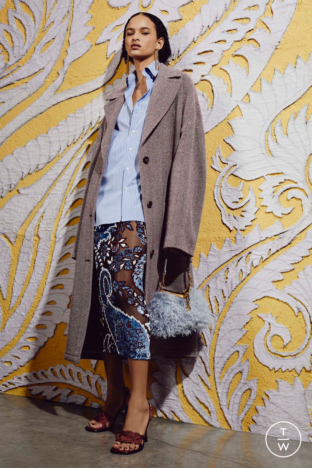 Fashion Week Milan Pre-Fall 2024 look 36 from the Etro collection 女装