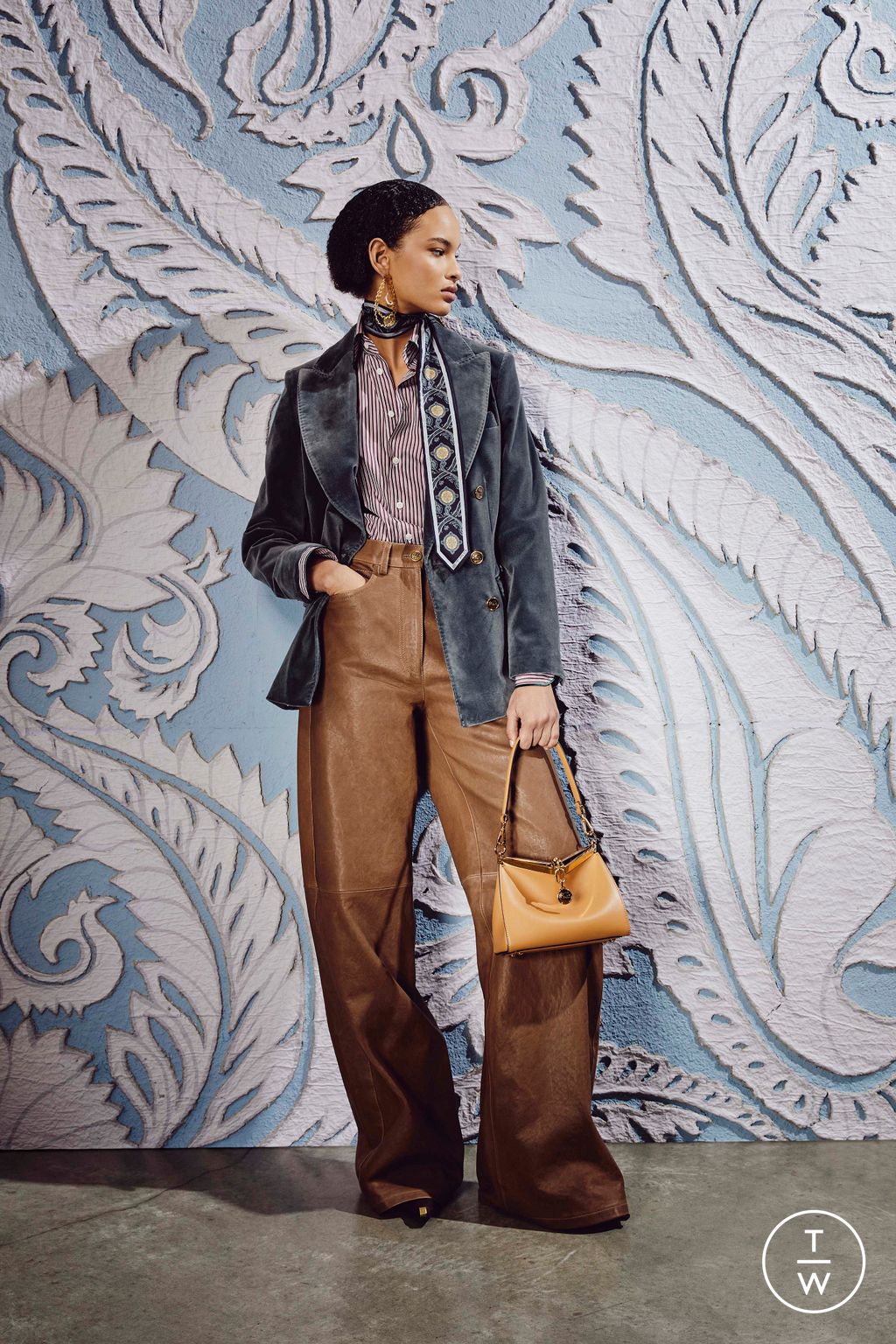 Fashion Week Milan Pre-Fall 2024 look 9 from the Etro collection womenswear