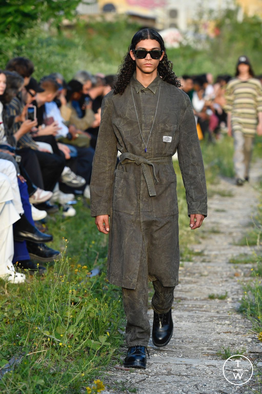 Fashion Week Paris Spring/Summer 2023 look 21 from the Études collection menswear