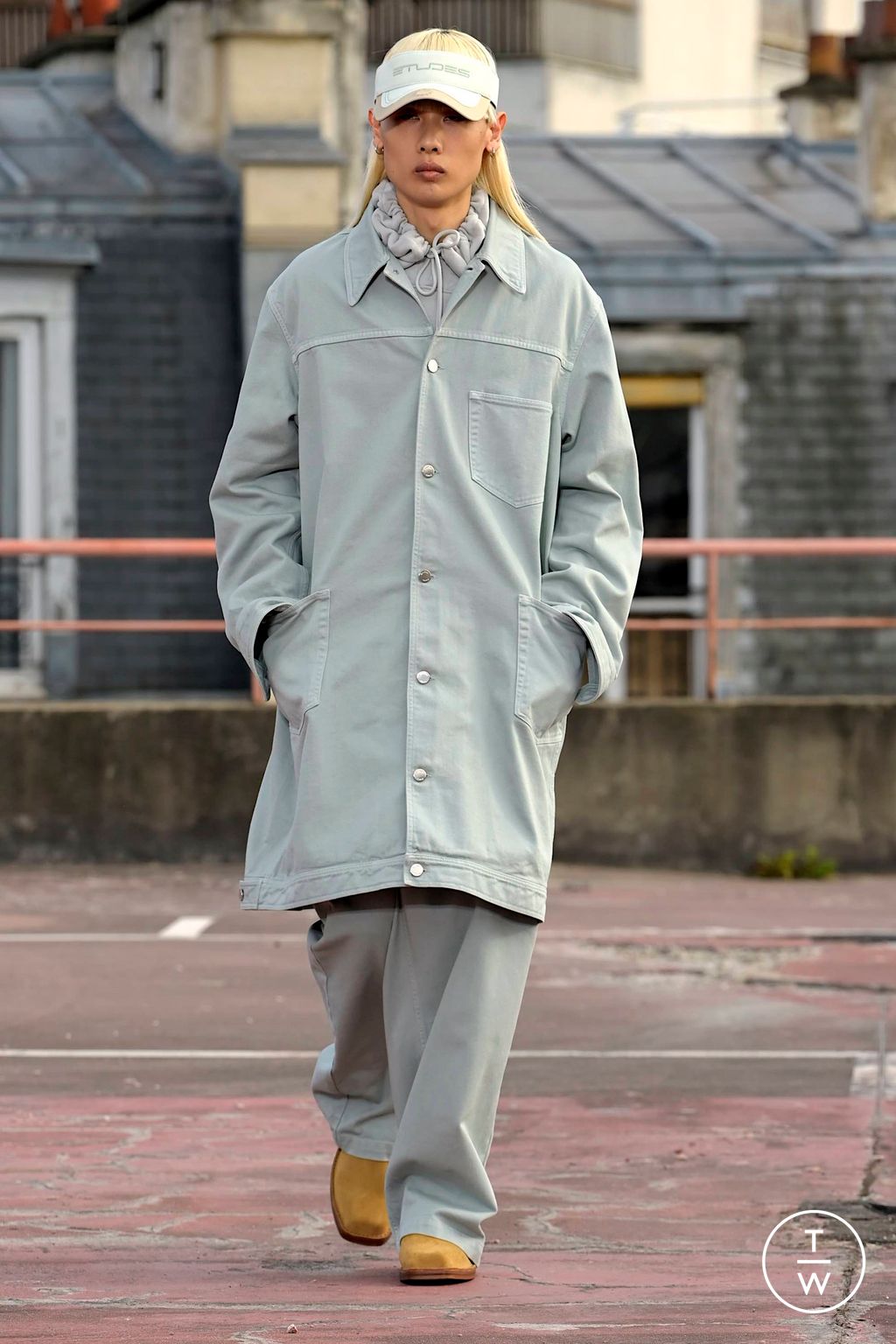 Fashion Week Paris Spring/Summer 2024 look 2 from the Études collection menswear
