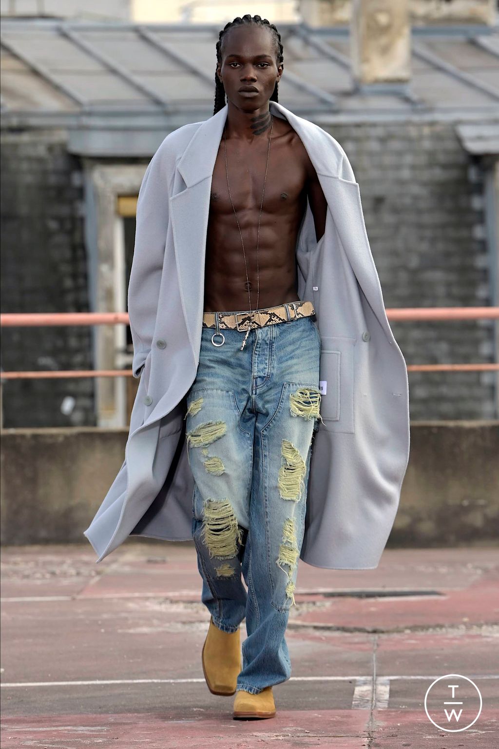 Fashion Week Paris Spring/Summer 2024 look 4 from the Études collection menswear