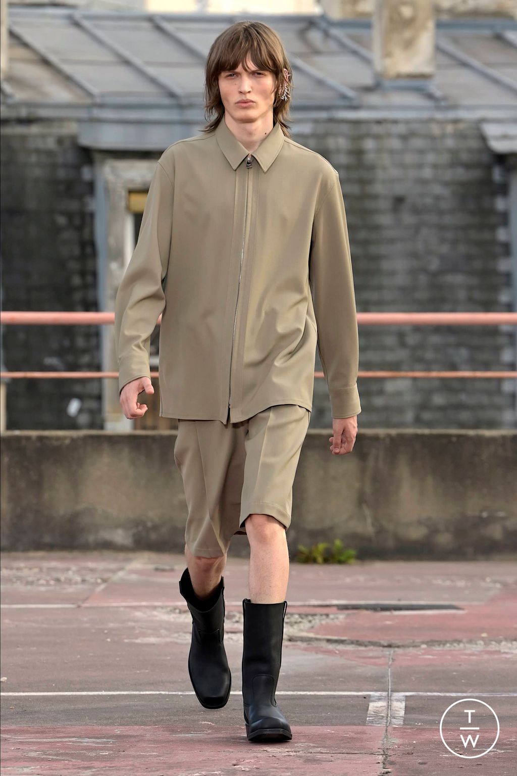 Fashion Week Paris Spring/Summer 2024 look 20 from the Études collection menswear