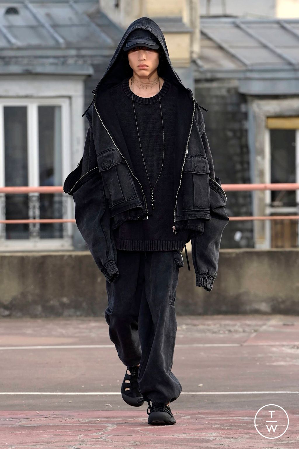 Fashion Week Paris Spring/Summer 2024 look 25 from the Études collection menswear