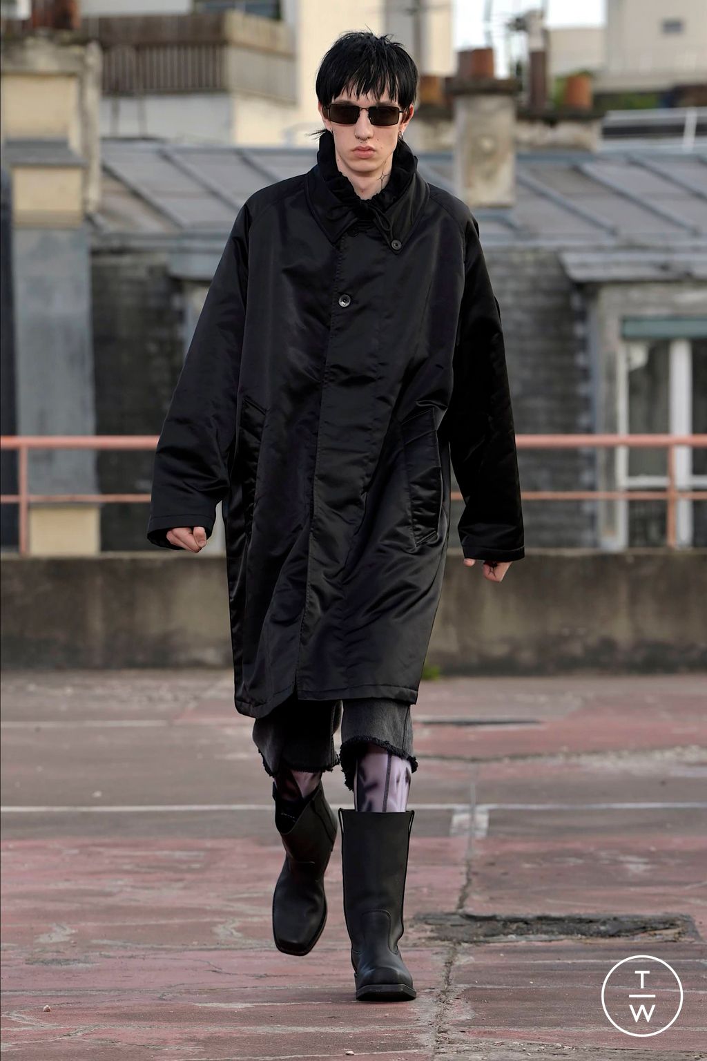 Fashion Week Paris Spring/Summer 2024 look 30 from the Études collection menswear