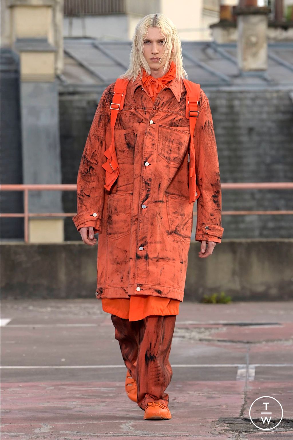 Fashion Week Paris Spring/Summer 2024 look 38 from the Études collection menswear