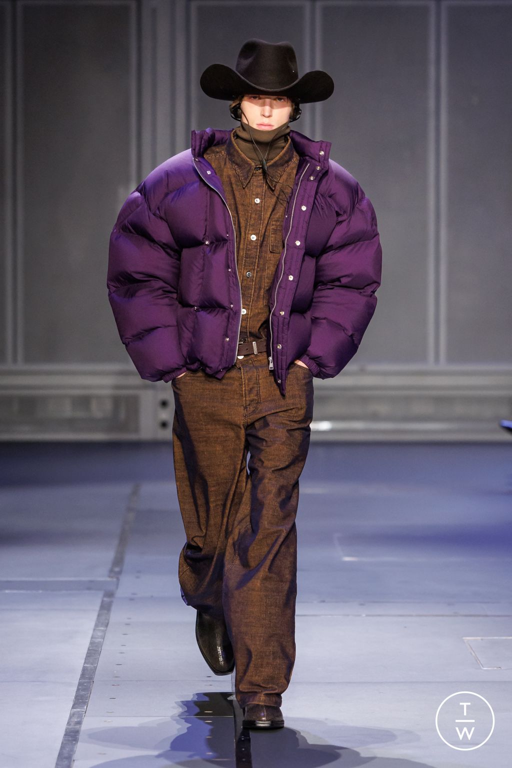 Fashion Week Paris Fall/Winter 2026 look 18 from the Études Studio collection menswear