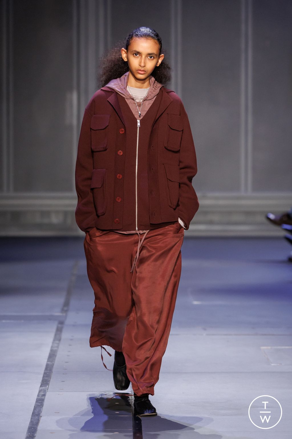 Fashion Week Paris Fall/Winter 2026 look 27 from the Études Studio collection menswear