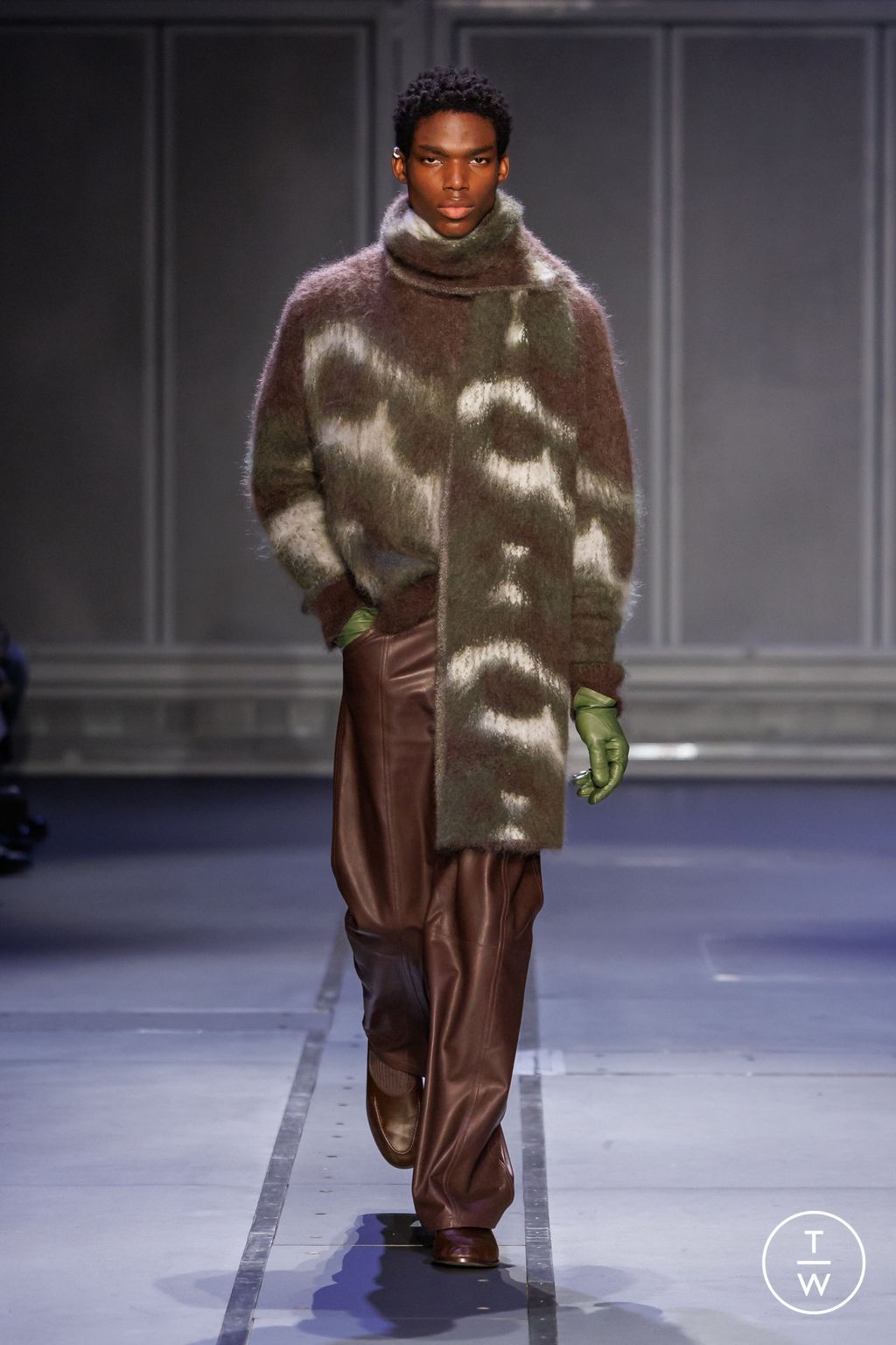 Fashion Week Paris Fall/Winter 2026 look 29 from the Études Studio collection menswear