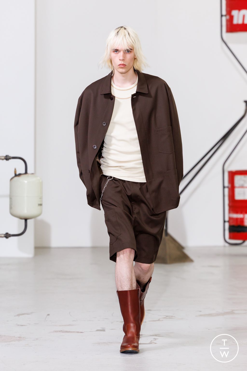 Fashion Week Paris Spring/Summer 2026 look 1 from the Études Studio collection menswear
