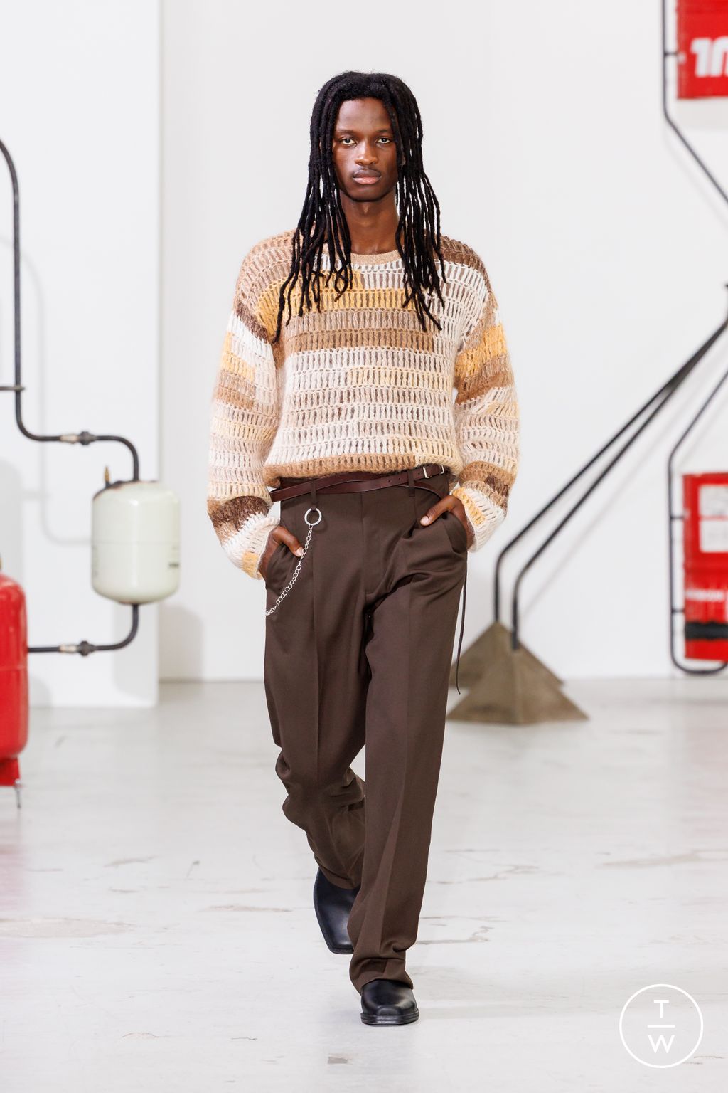 Fashion Week Paris Spring/Summer 2026 look 6 from the Études Studio collection menswear