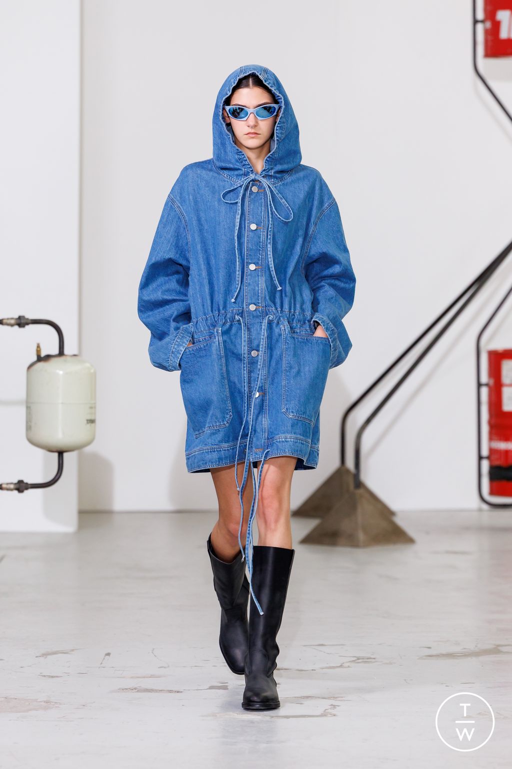 Fashion Week Paris Spring/Summer 2026 look 21 de la collection Études Studio menswear