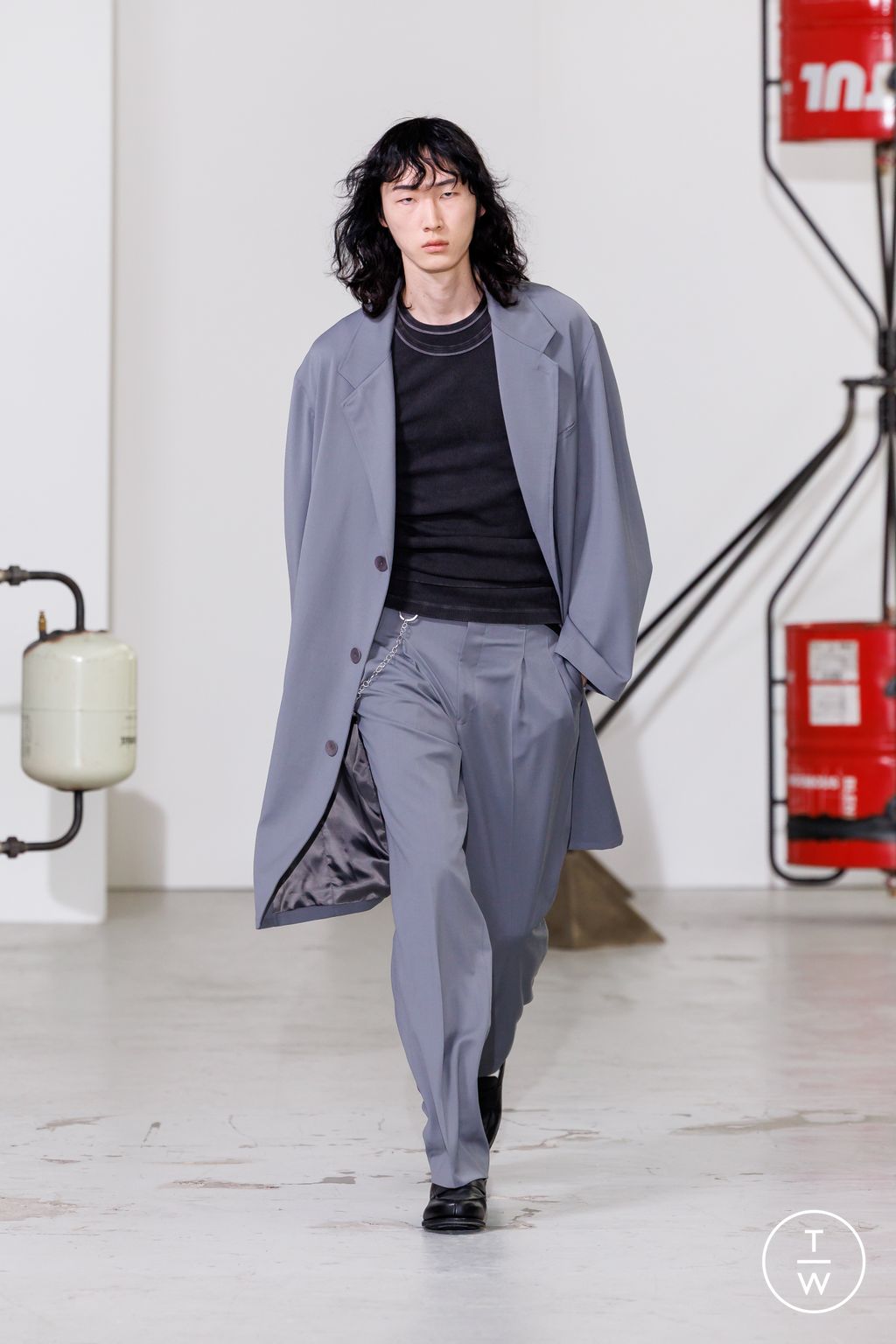 Fashion Week Paris Spring/Summer 2026 look 23 de la collection Études Studio menswear