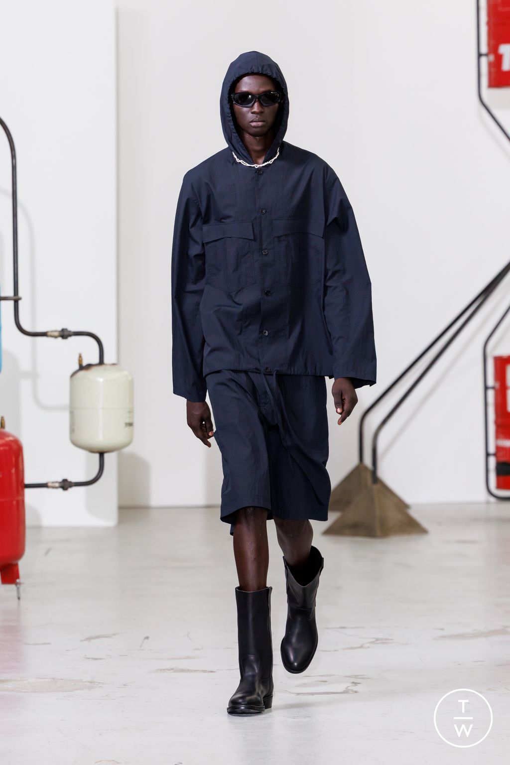 Fashion Week Paris Spring/Summer 2026 look 29 from the Études Studio collection menswear