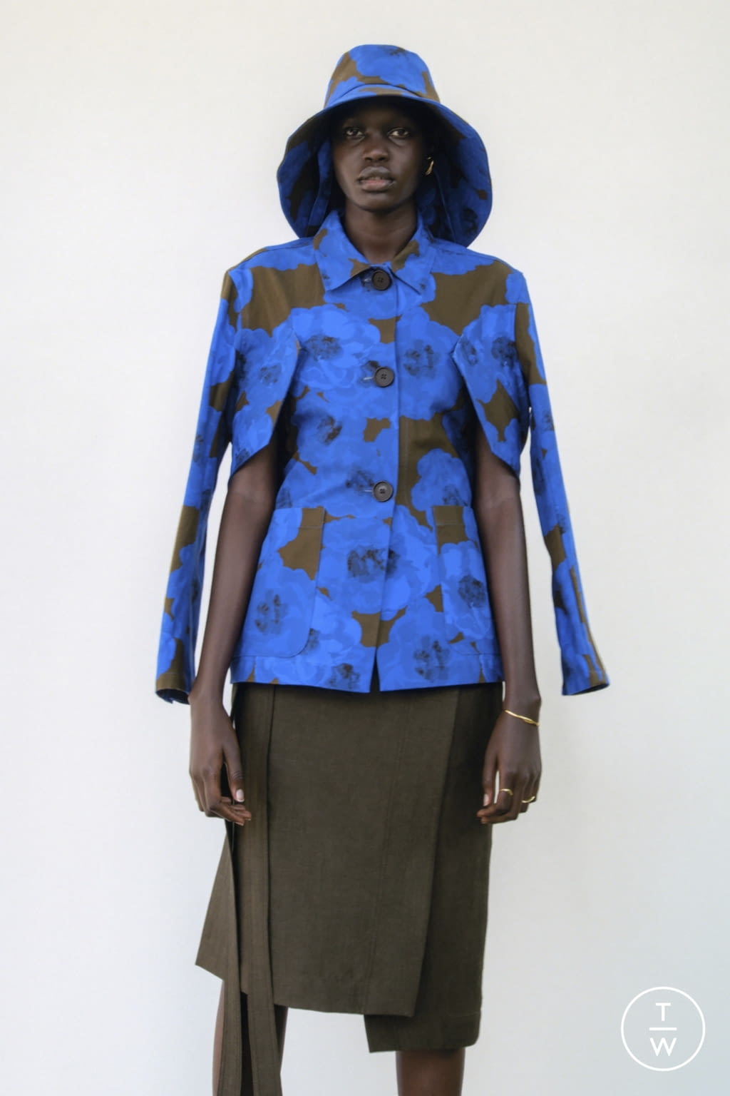 Fashion Week London Spring/Summer 2022 look 22 de la collection Eudon Choi womenswear