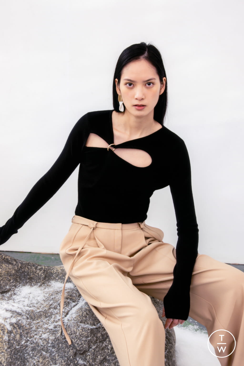 Fashion Week London Fall/Winter 2021 look 5 from the Eudon Choi collection womenswear