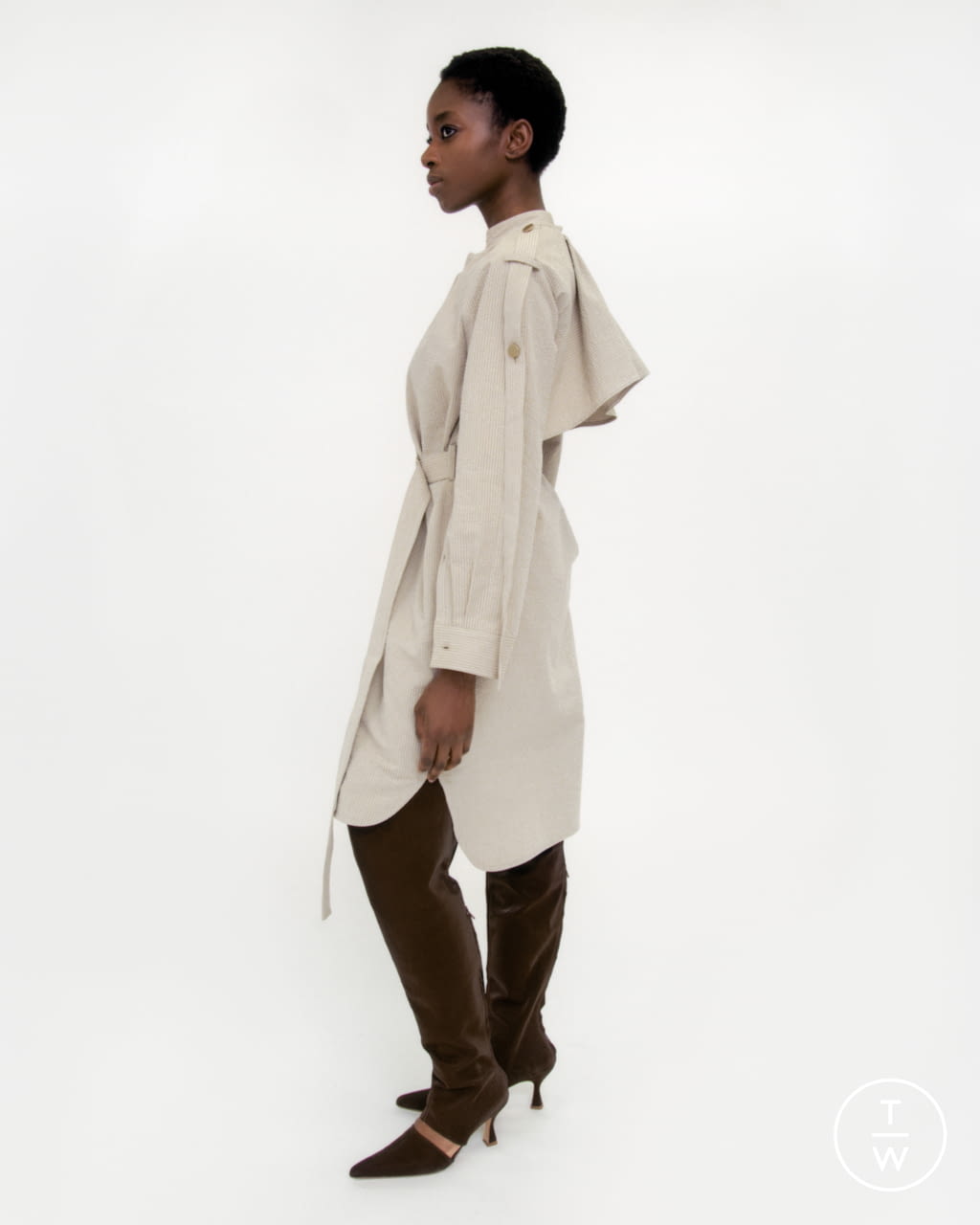Fashion Week London Pre-Fall 2022 look 21 from the Eudon Choi collection womenswear