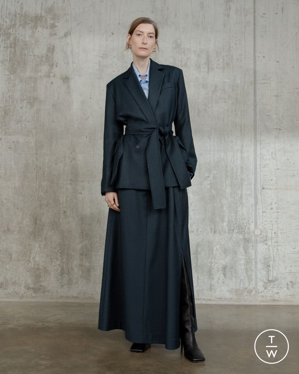Fashion Week London Pre-Fall 2023 look 1 de la collection Eudon Choi womenswear
