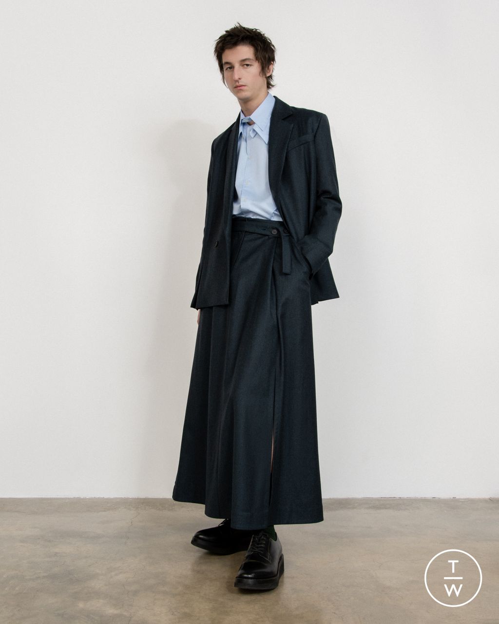 Fashion Week London Pre-Fall 2023 look 2 from the Eudon Choi collection womenswear