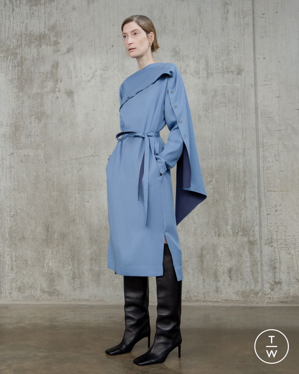 Fashion Week London Pre-Fall 2023 look 16 from the Eudon Choi collection womenswear