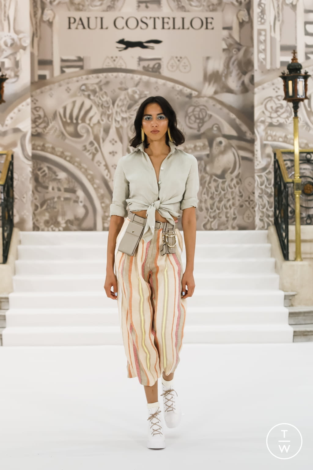 Fashion Week London Spring/Summer 2022 look 16 from the Paul Costelloe collection womenswear