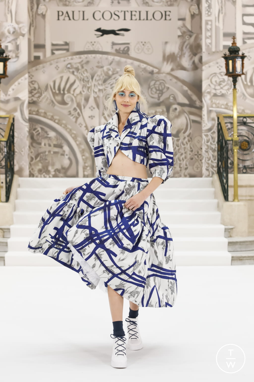 Fashion Week London Spring/Summer 2022 look 34 from the Paul Costelloe collection womenswear